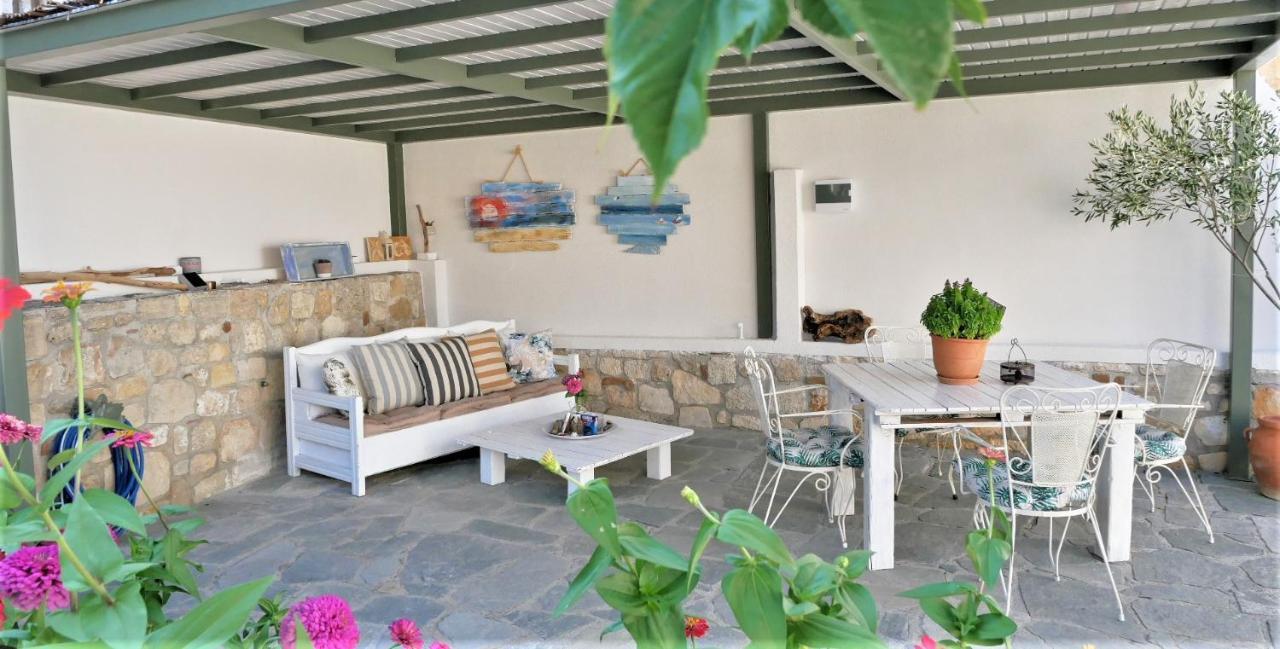 Vila Habezeiko - The Vintage House Afytos Exteriér fotografie